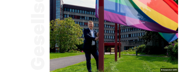 Screenshot_2024_09_28_at_06_50_47_Der_t_gliche_Wahnsinn_Haldenwang_spricht_auf_der_Queerpolitischen_Menschenrechtskonferenz_der_SPD_RT_DE
