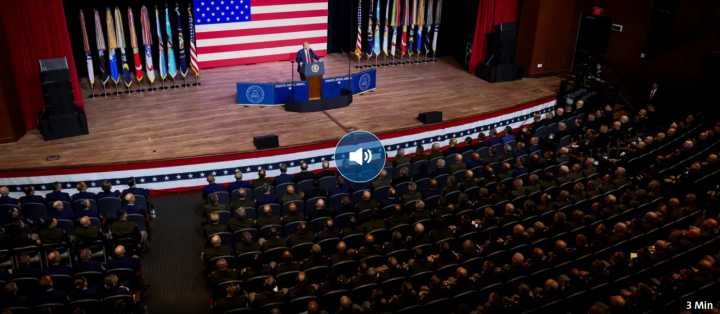 Screenshot_2025_10_01_at_10_20_19_Trump_stimmt_Milit_rspitze_auf_Krieg_in_den_USA_ein_tagesschau.de