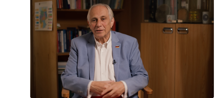 Screenshot_2025_10_06_at_15_03_34_Deutschland_Russland_Warum_wir_reden_m_ssen_Alexander_von_Bismarck_trifft_Prof._Below_in_Moskau_YouTube