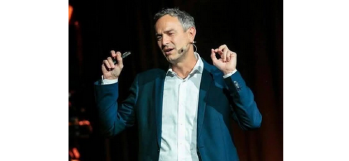 Screenshot_2026_03_06_at_18_03_36_Seniora.org_Daniele_Gansers_schockierende_These_Das_Iran_Inferno_der_gr_te_Ablenkungsschachzug_der_Geschichte_